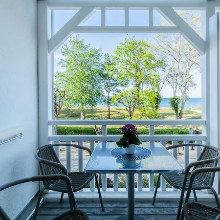 Seeschloss, App 15, Direkt An Der Strandpromenade, Toplage Apartment *